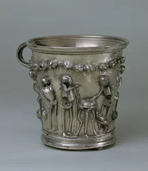 Copa grabada con esqueletos del Tesoro de Boscoreale, cerca de Pompeya
